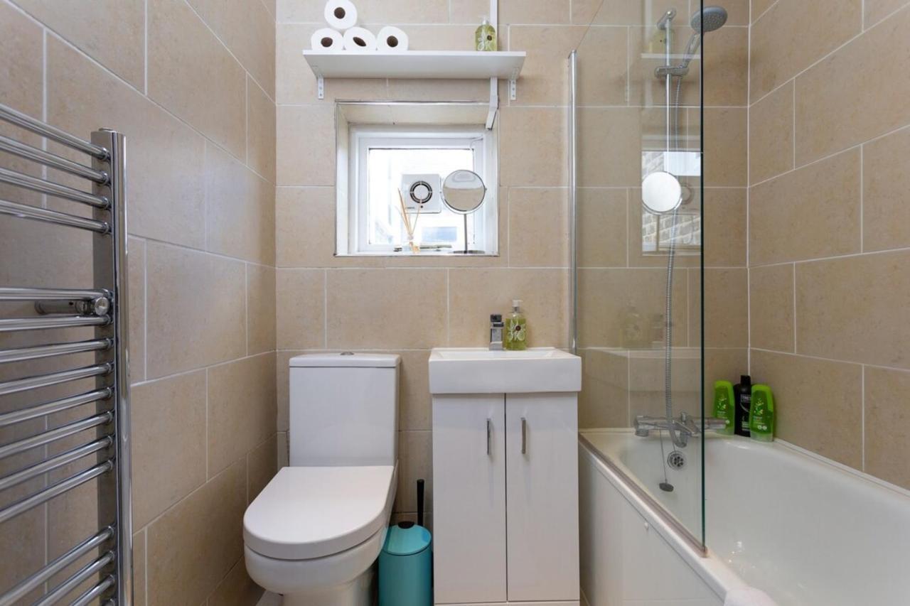 Quaint 2 Bedroom Flat - 9 Minutes Walk To Vauxhall Tube London Eksteriør billede