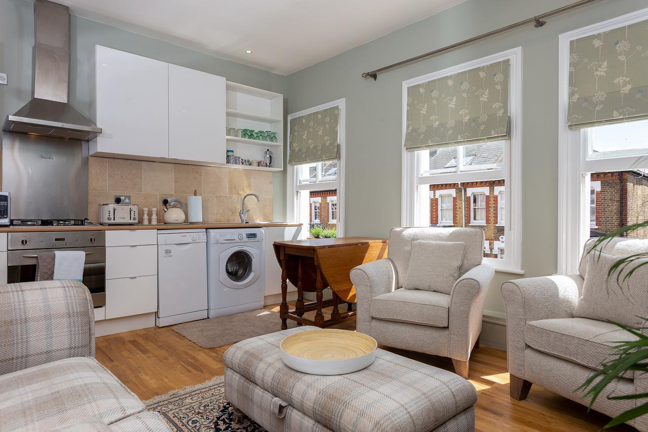 Quaint 2 Bedroom Flat - 9 Minutes Walk To Vauxhall Tube London Eksteriør billede